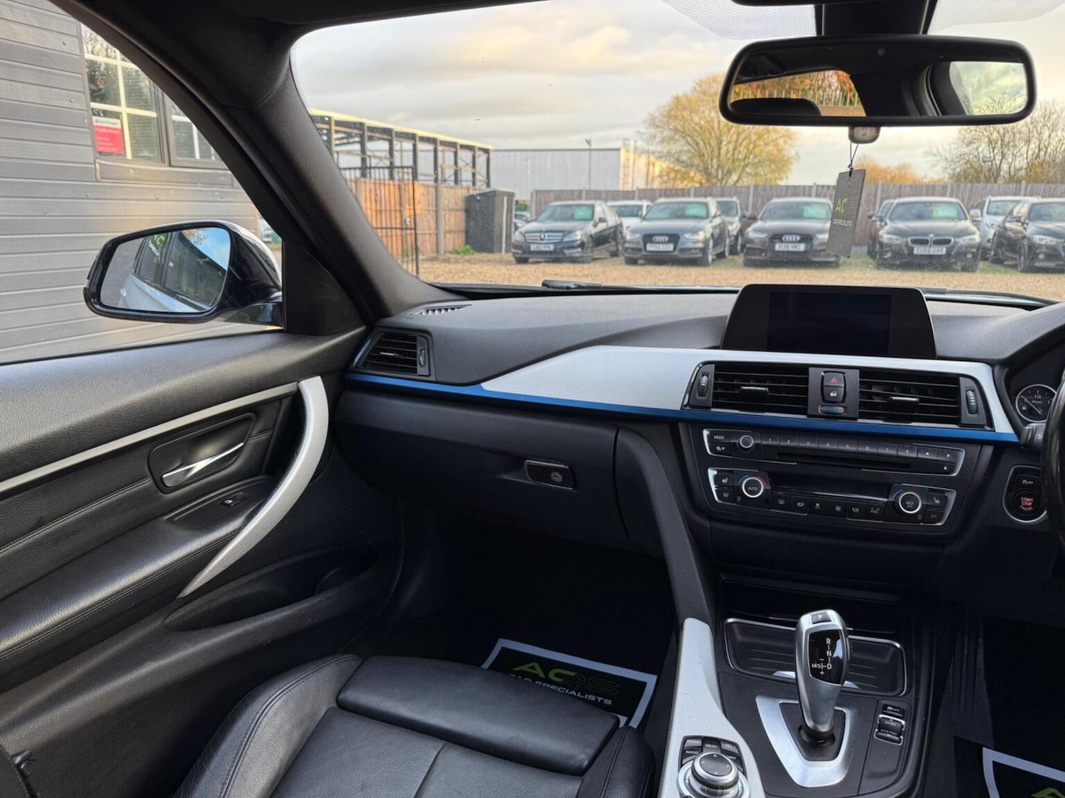 Used BMW 3 Series 2014 for sale - 76618649: Photo 40