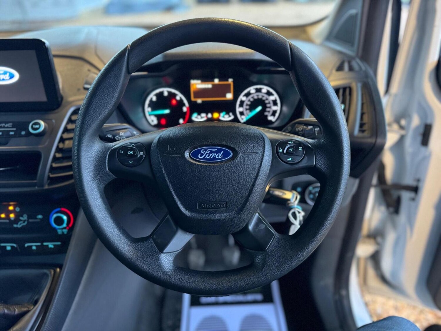 Used Ford Transit Connect 2020 for sale - 77465665: Photo 28