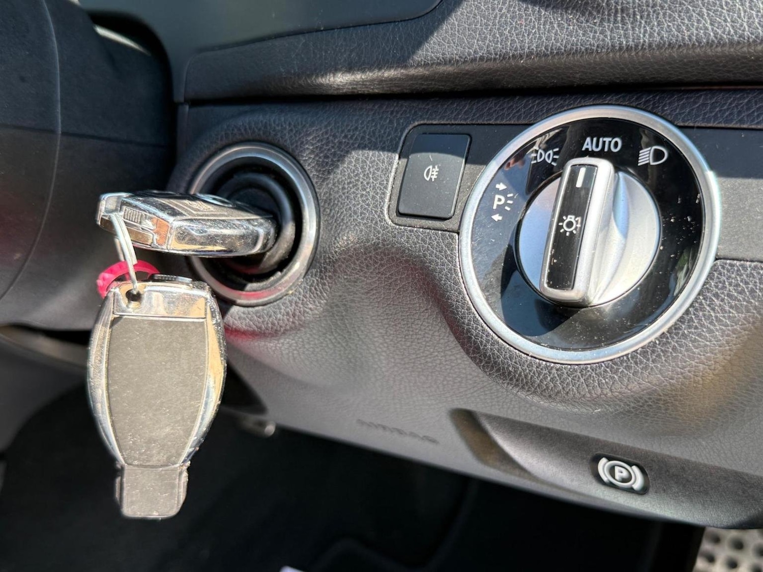 Used Mercedes-Benz C Class 2011 for sale - 76793087: Photo 38