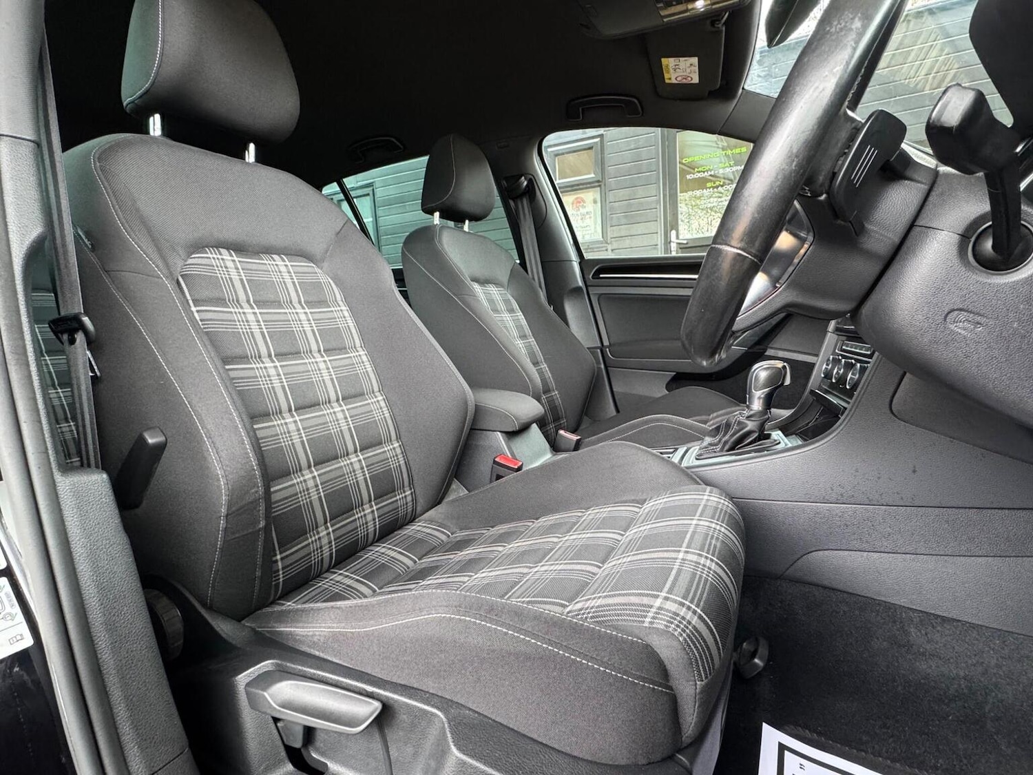 Used Volkswagen Golf 2016 for sale - 77774764: Photo 19