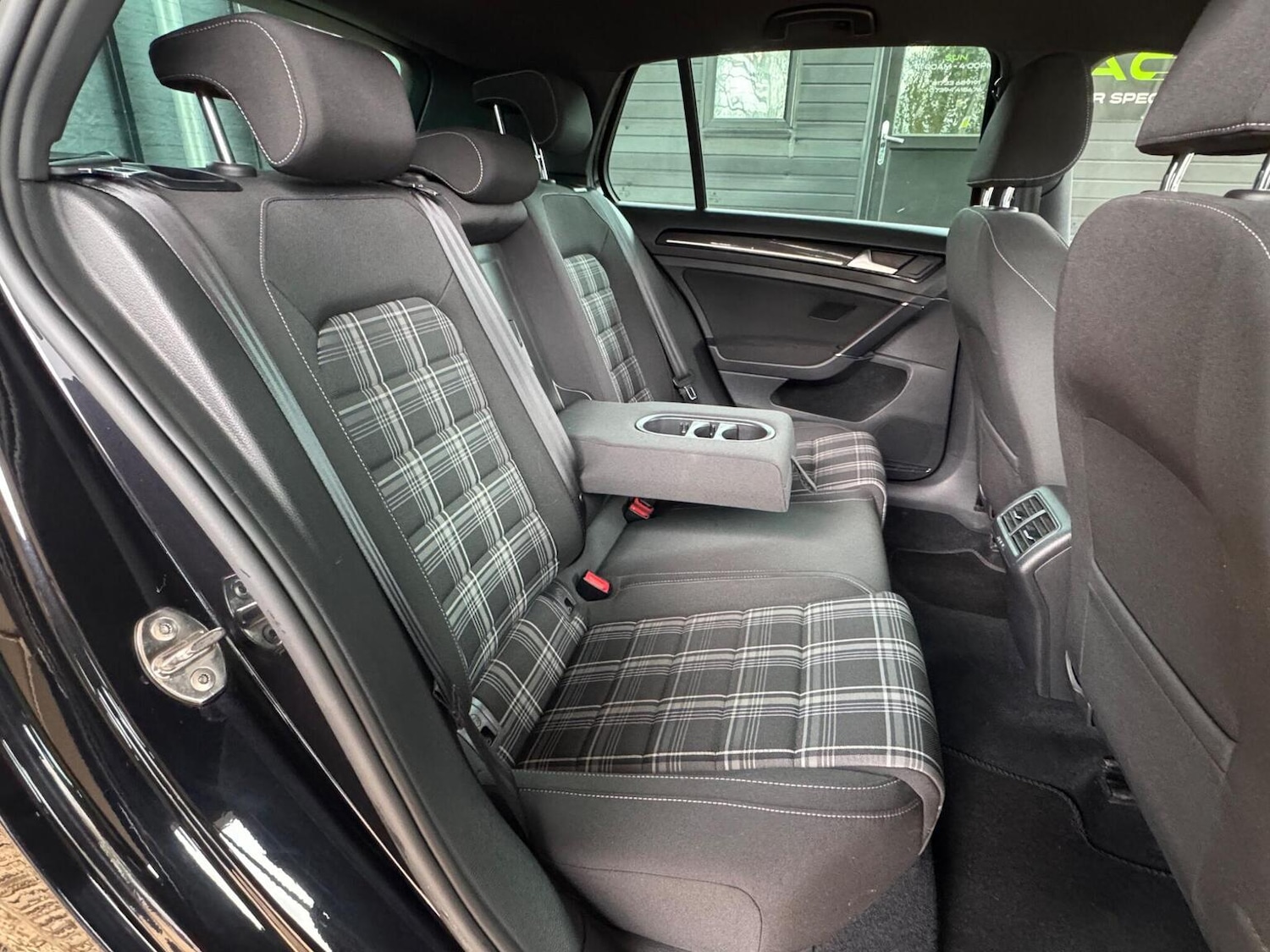 Used Volkswagen Golf 2016 for sale - 77774764: Photo 23