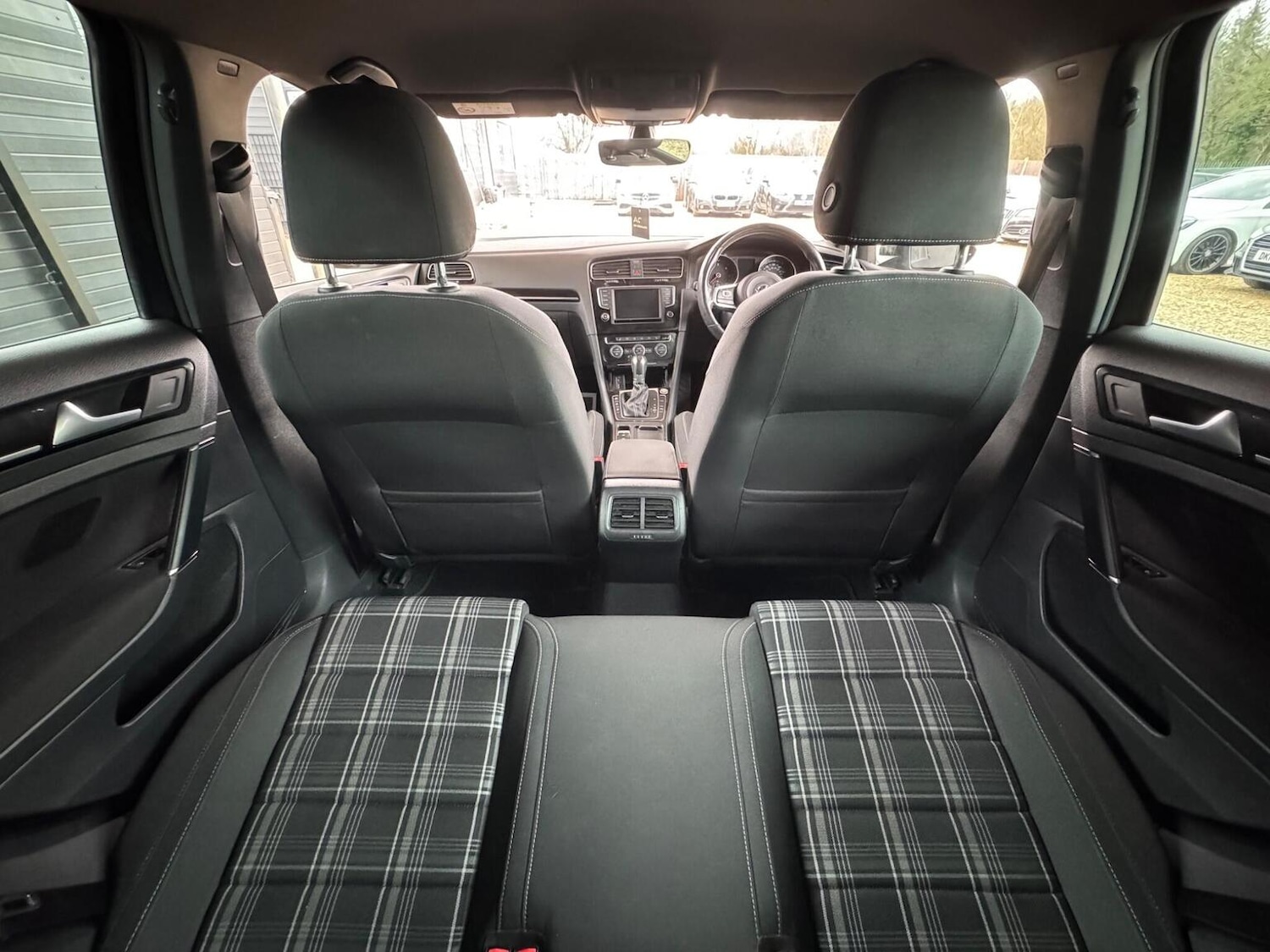 Used Volkswagen Golf 2016 for sale - 77774764: Photo 25