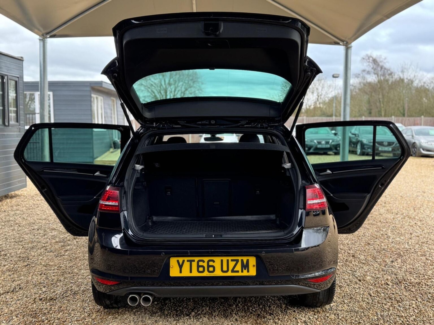 Used Volkswagen Golf 2016 for sale - 77774764: Photo 43