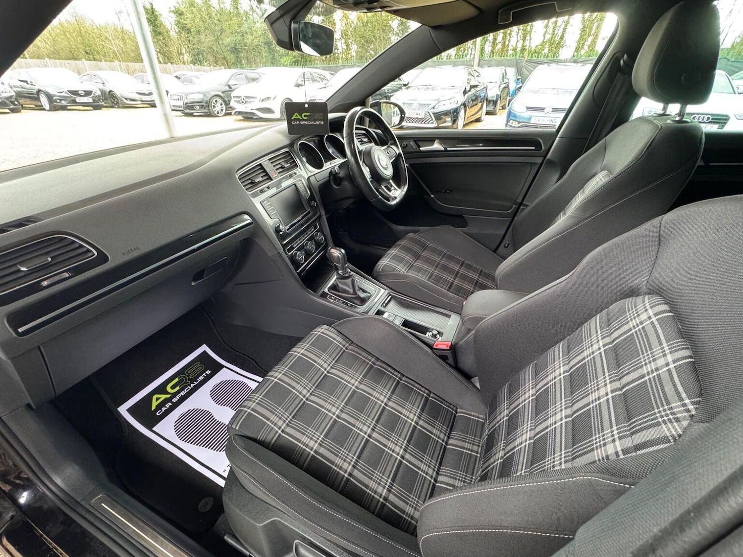 Used Volkswagen Golf 2016 for sale - 77774764: Photo 47