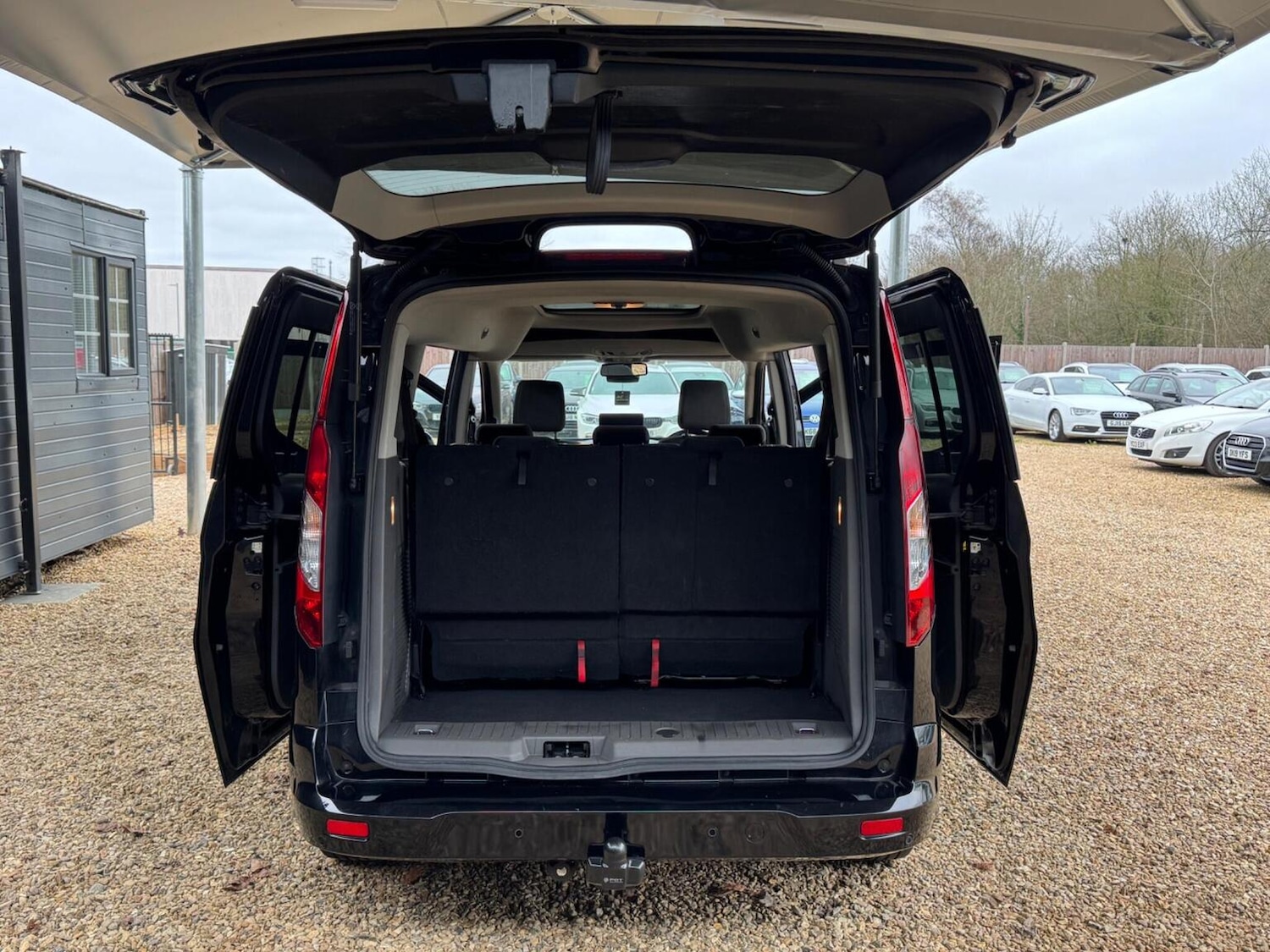 Used Ford Grand Tourneo Connect 2019 for sale - 77103519: Photo 27