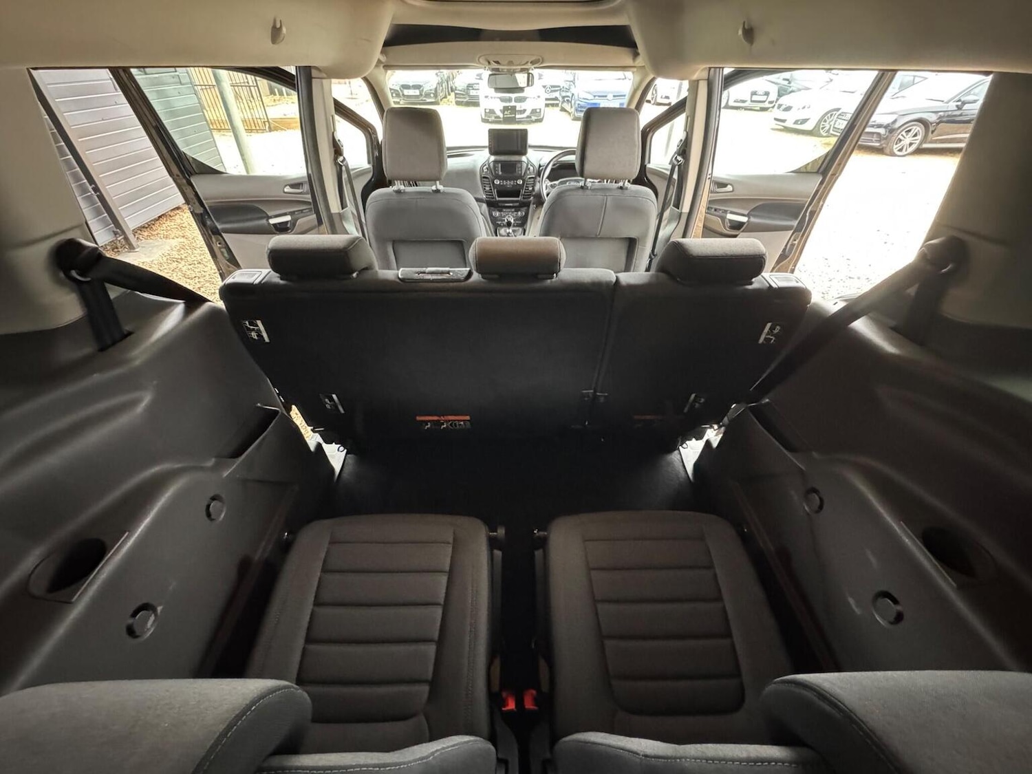 Used Ford Grand Tourneo Connect 2019 for sale - 77103519: Photo 28