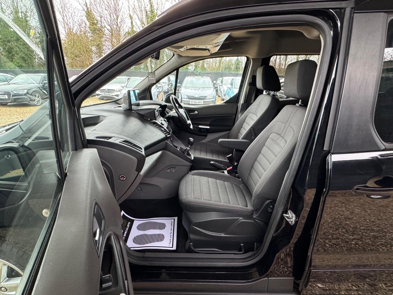 Used Ford Grand Tourneo Connect 2019 for sale - 77103519: Photo 33