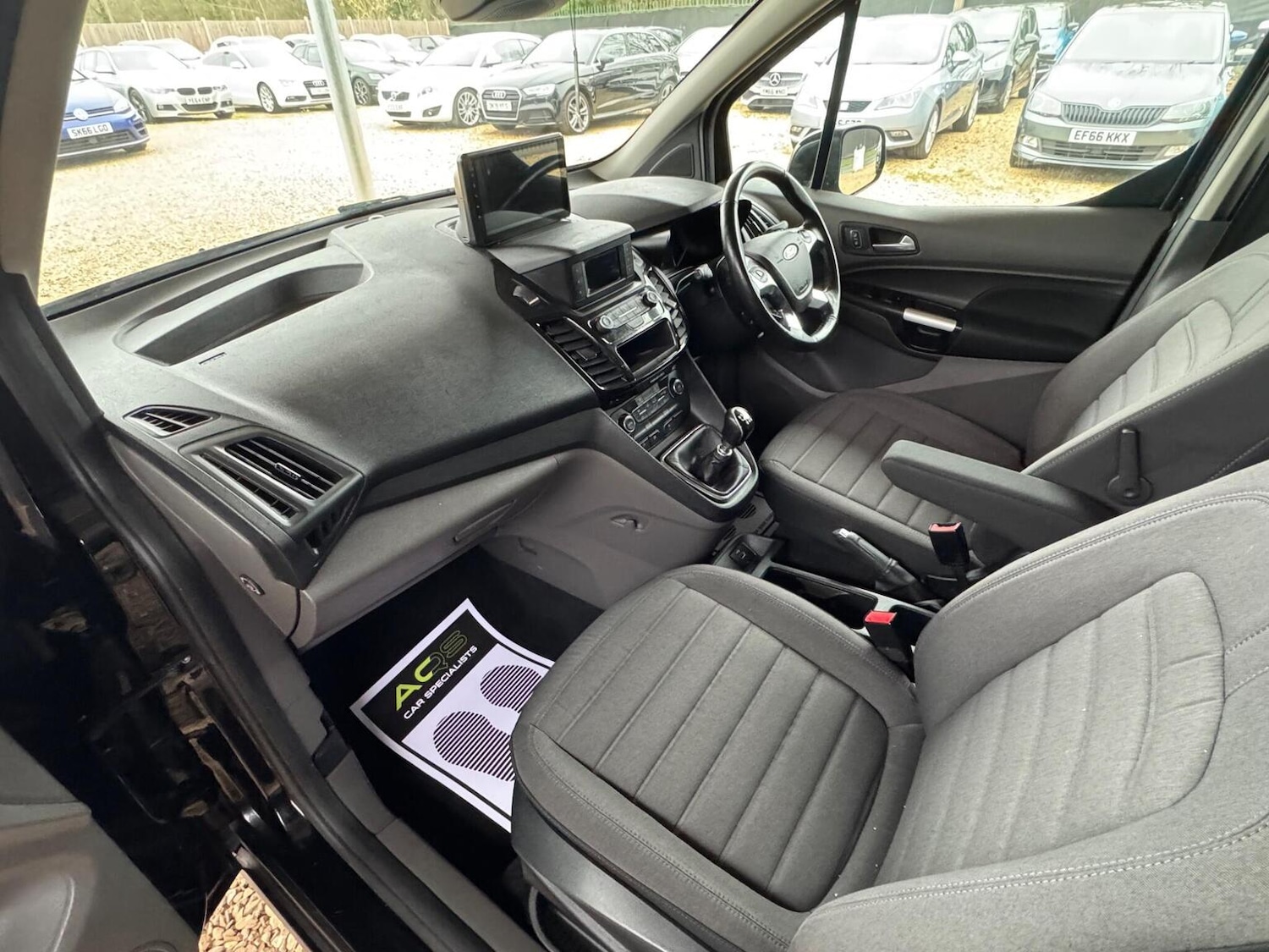 Used Ford Grand Tourneo Connect 2019 for sale - 77103519: Photo 35