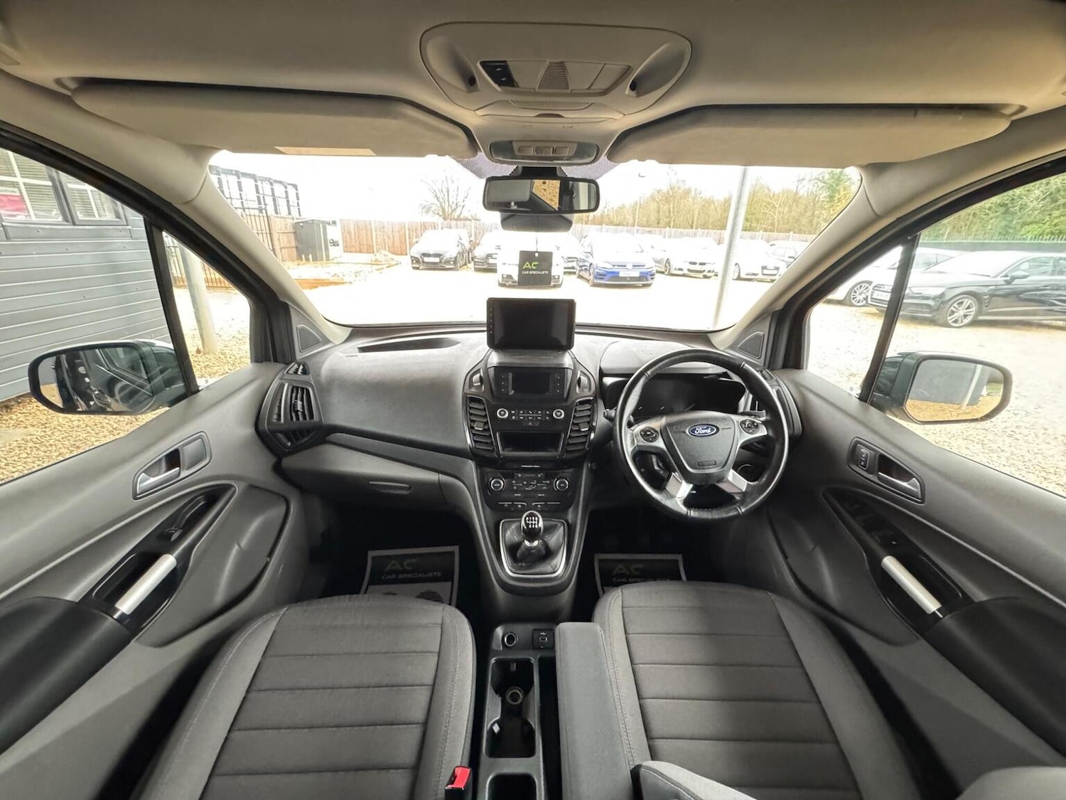 Used Ford Grand Tourneo Connect 2019 for sale - 77103519: Photo 36