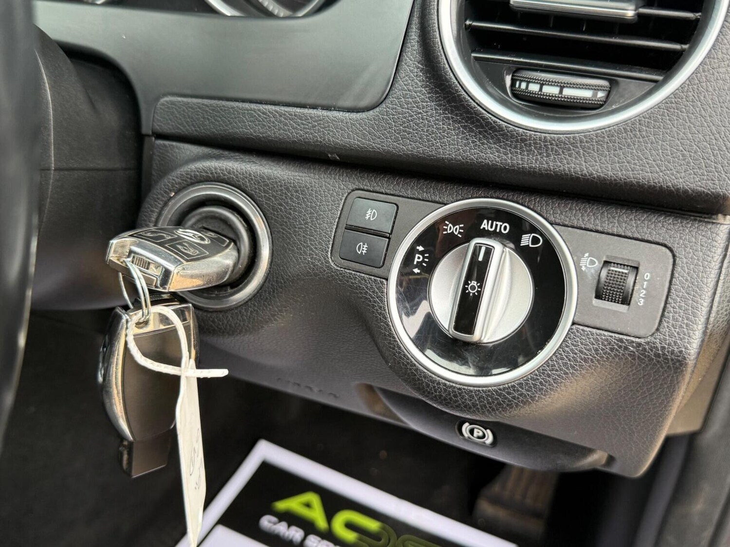 Used Mercedes-Benz C Class 2011 for sale - 77465004: Photo 42