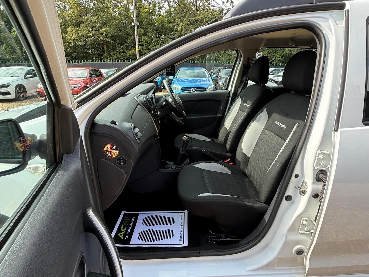 Used Dacia Sandero Stepway 2014 for sale - 76019548: Photo 36