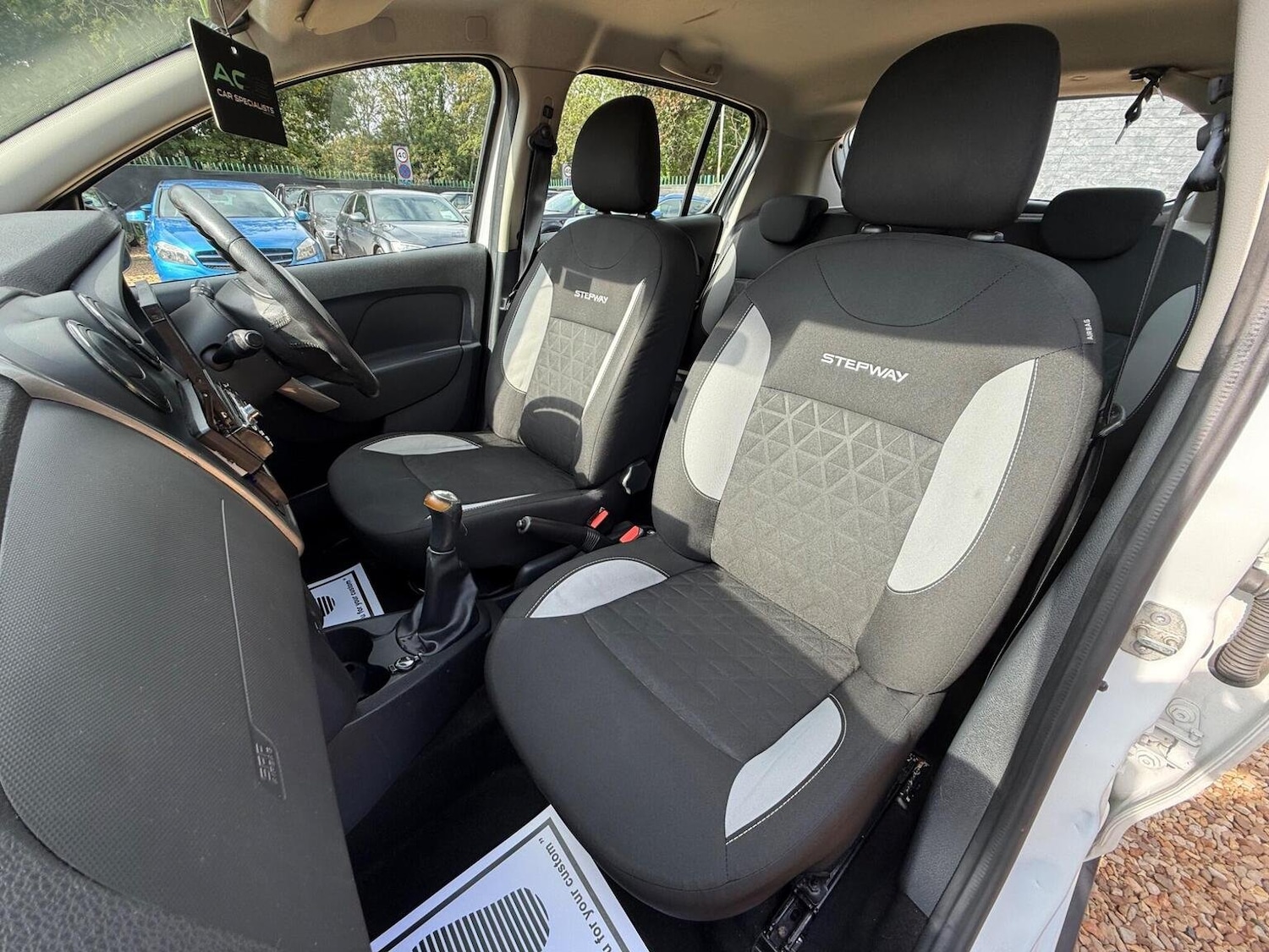 Used Dacia Sandero Stepway 2014 for sale - 76019548: Photo 37