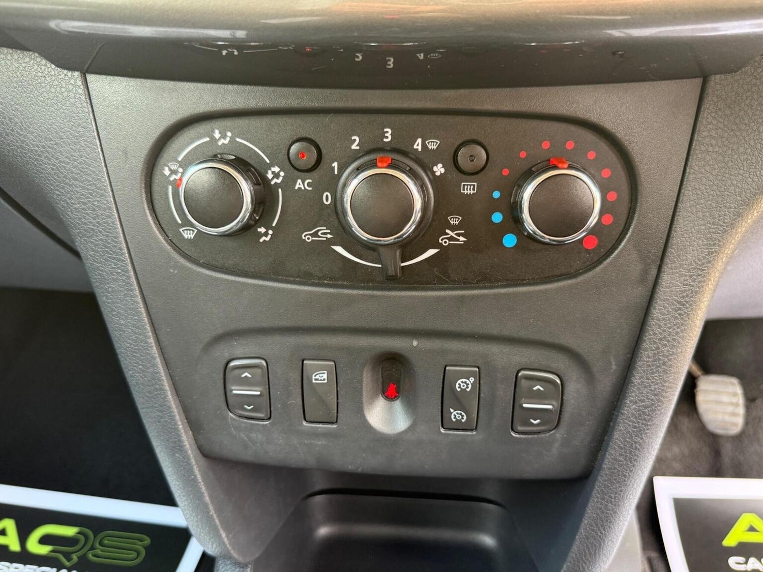 Used Dacia Sandero Stepway 2014 for sale - 76019548: Photo 46