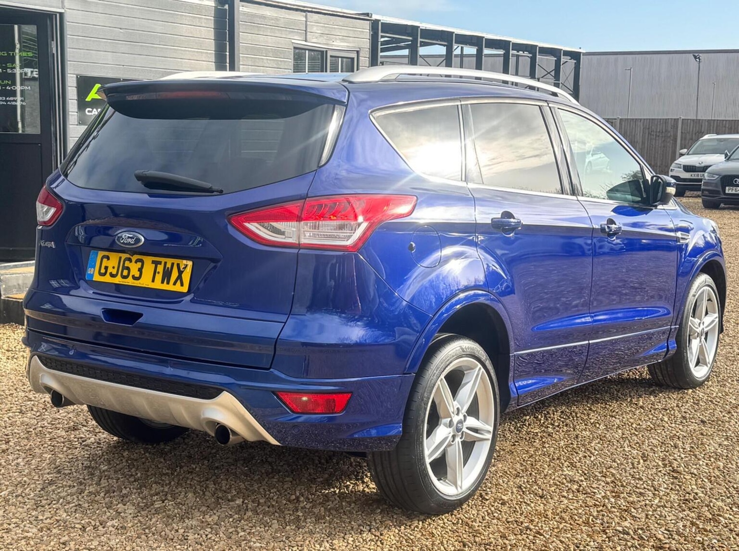 Used Ford Kuga 2013 for sale - 76624454: Photo 3