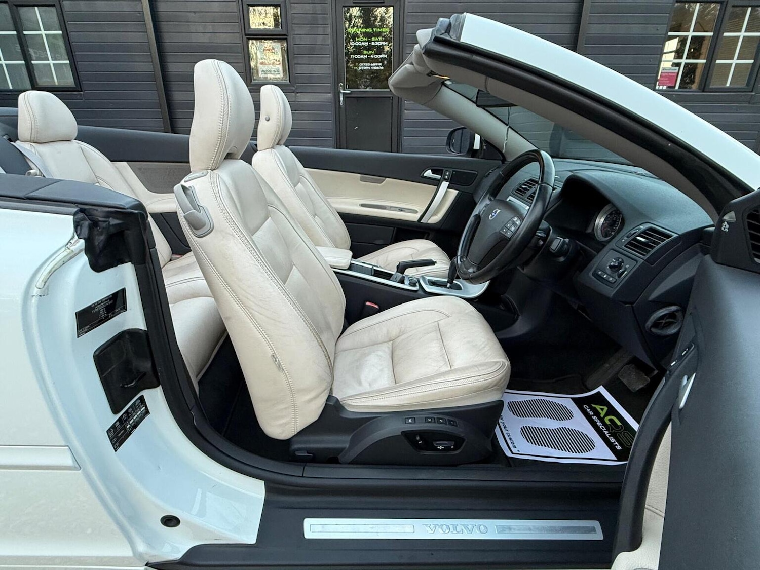 Used Volvo C70 2013 for sale - 76391445: Photo 22