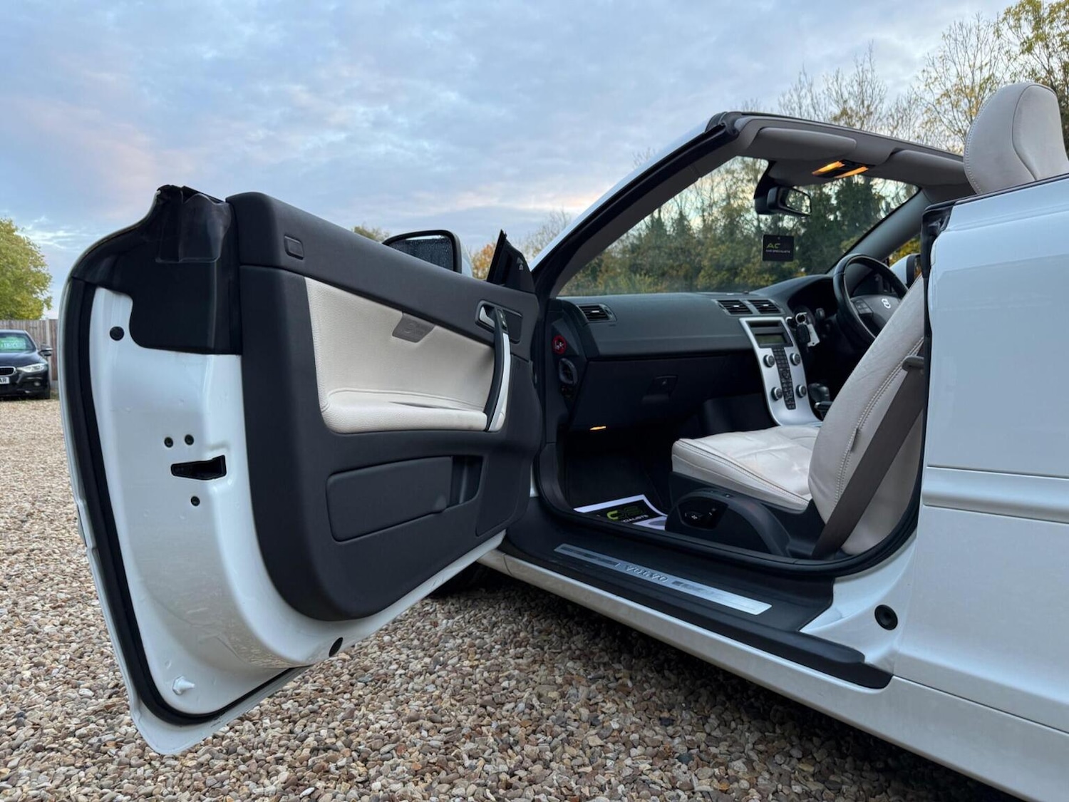 Used Volvo C70 2013 for sale - 76391445: Photo 27