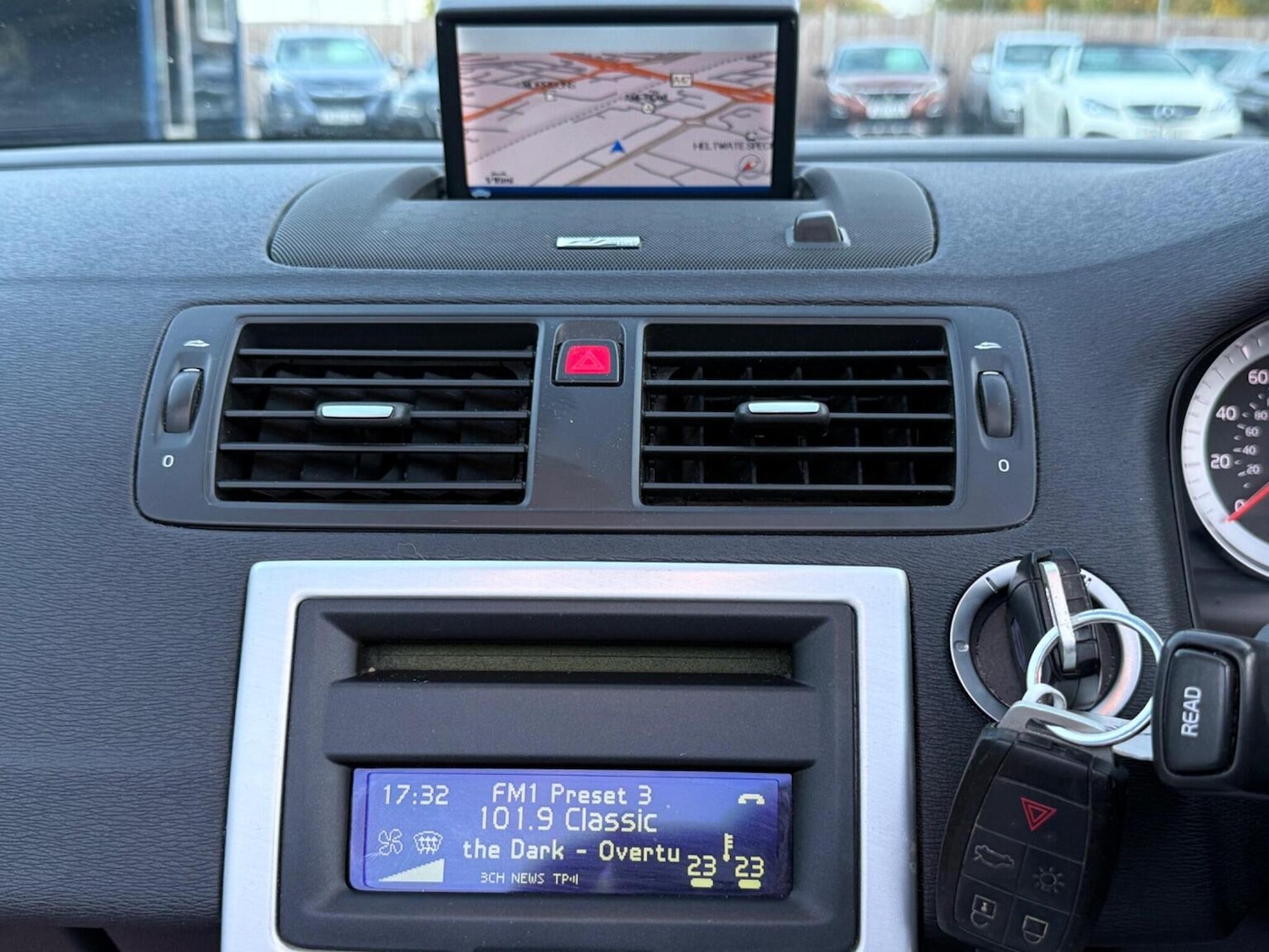 Used Volvo C70 2013 for sale - 76391445: Photo 35