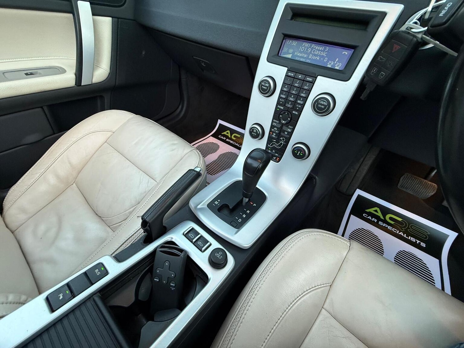 Used Volvo C70 2013 for sale - 76391445: Photo 36