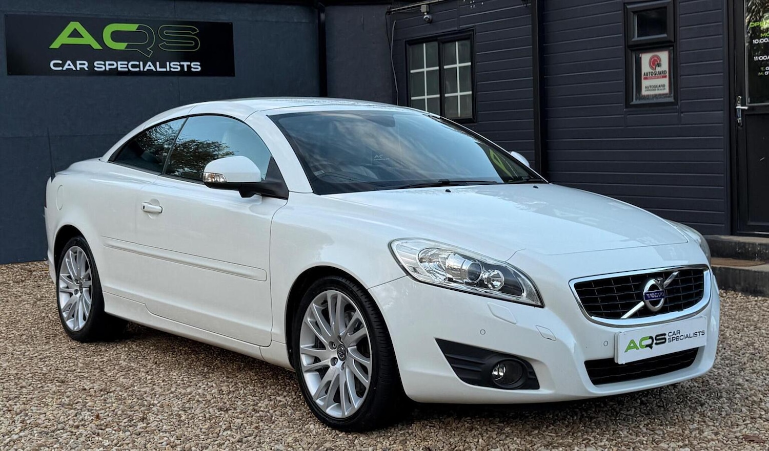 Used Volvo C70 2013 for sale - 76391445: Photo 4