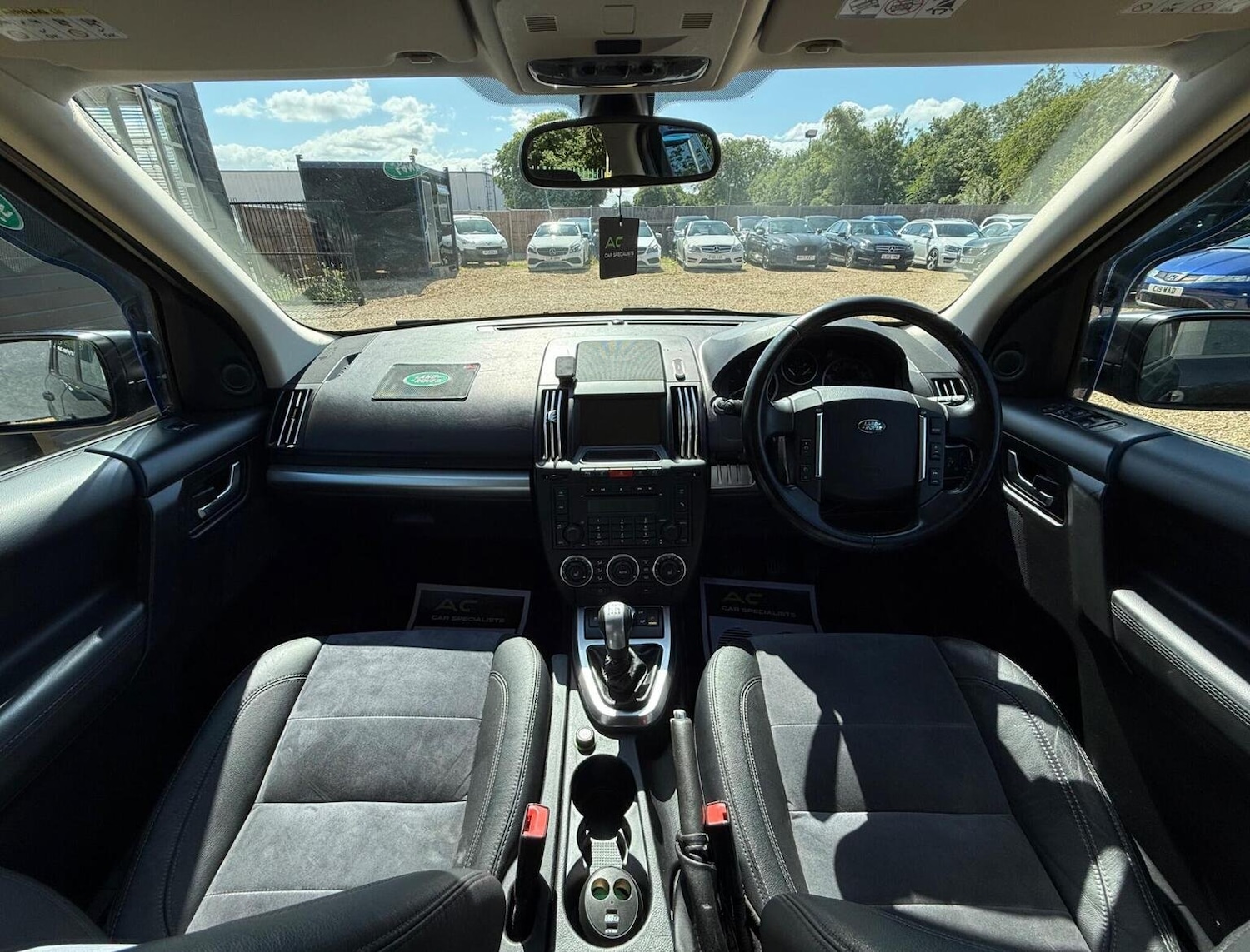 Used Land Rover Freelander 2 2010 for sale - 76793084: Photo 2