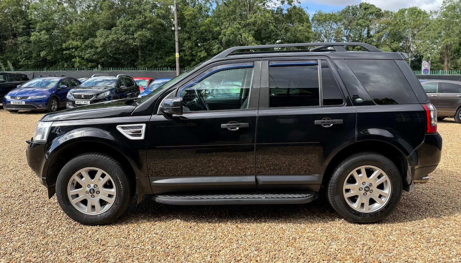 Used Land Rover Freelander 2 2010 for sale - 76793084: Photo 8