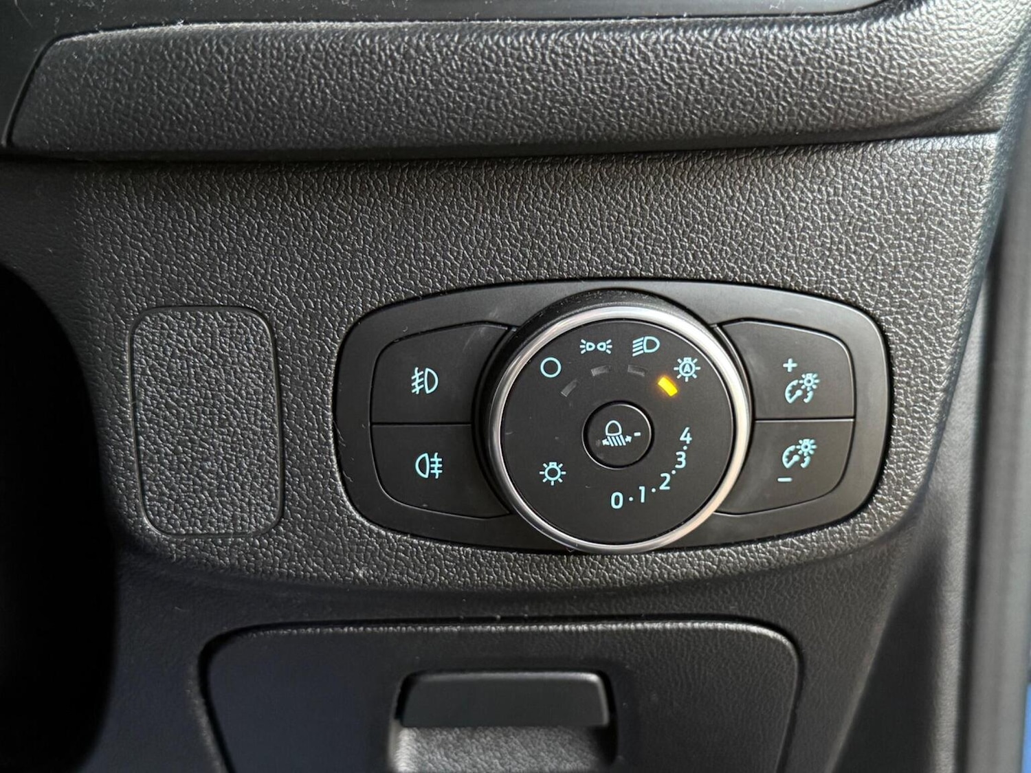 Used Ford Focus 2018 for sale - 76911091: Photo 43