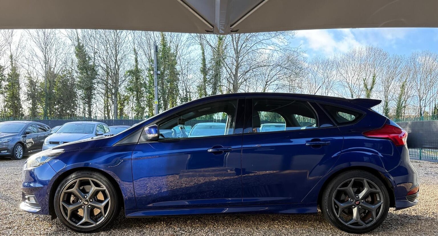 Used Ford Focus 2015 for sale - 76911174: Photo 8