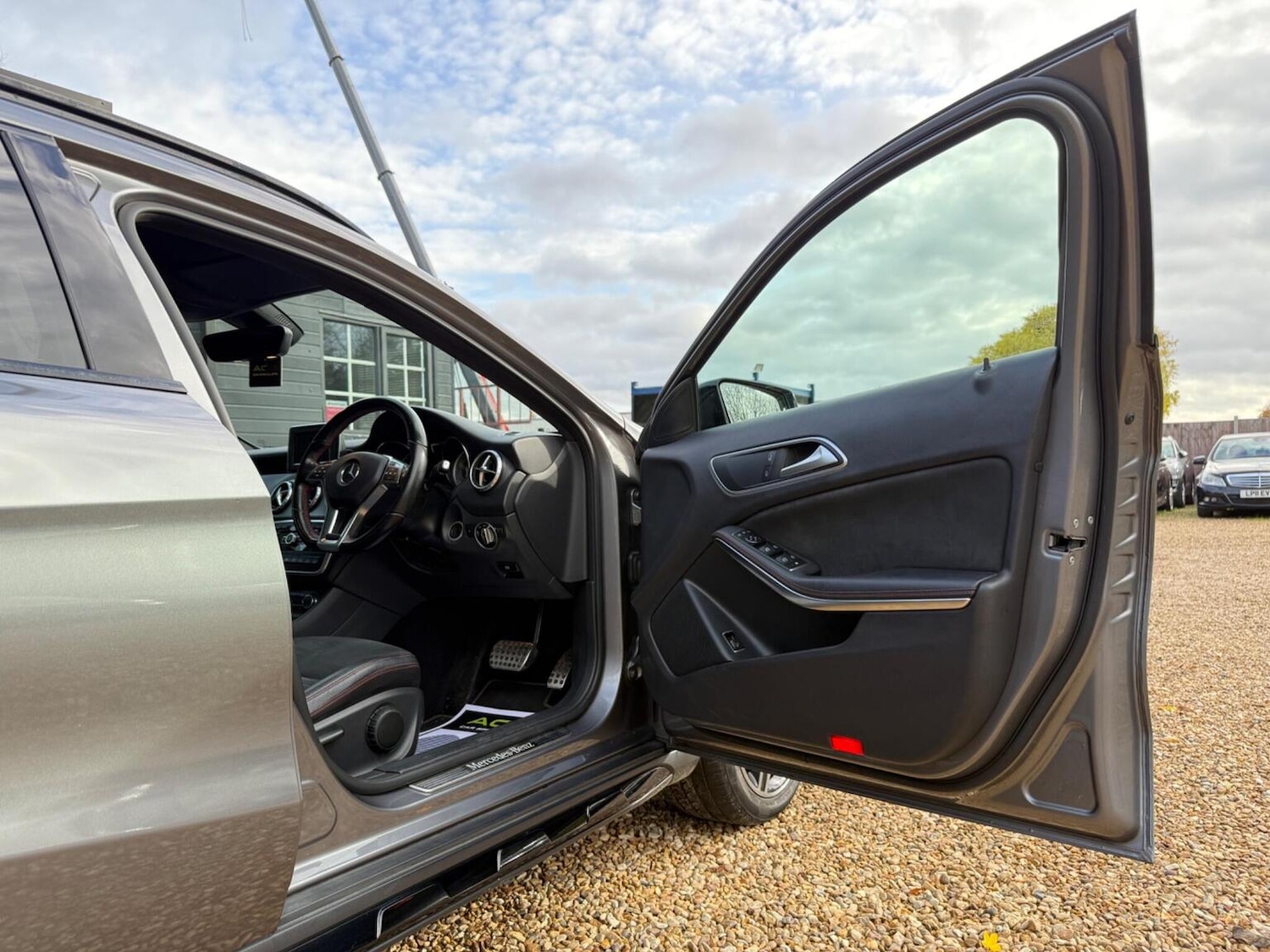 Used Mercedes-Benz GLA 2015 for sale - 76488632: Photo 18