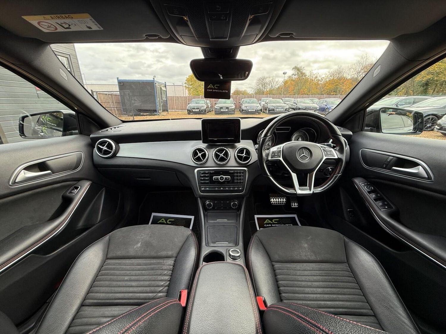 Used Mercedes-Benz GLA 2015 for sale - 76488632: Photo 2