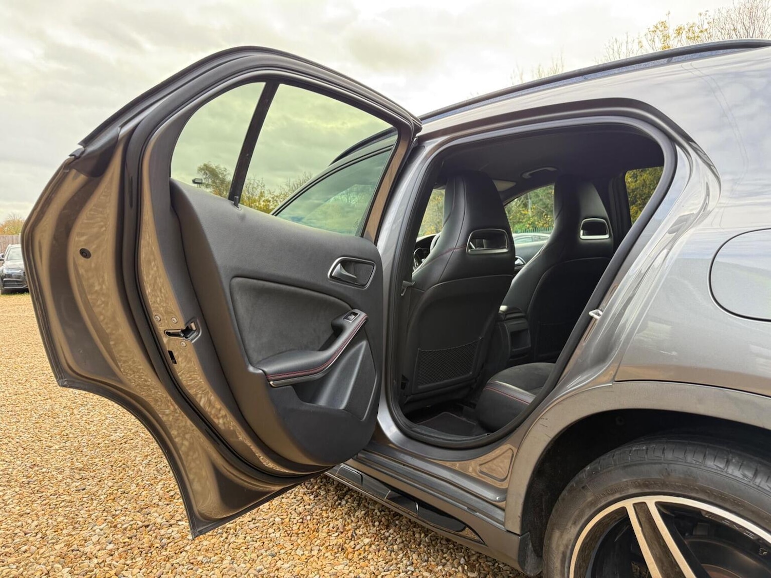 Used Mercedes-Benz GLA 2015 for sale - 76488632: Photo 30