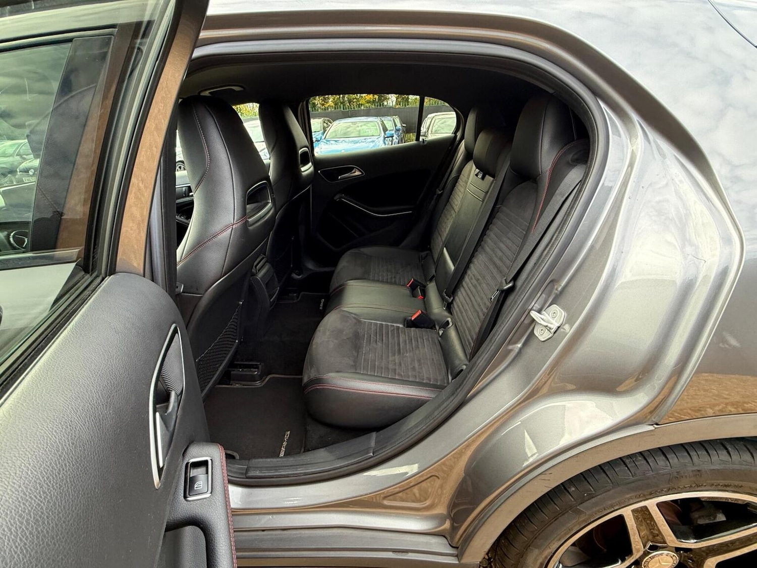 Used Mercedes-Benz GLA 2015 for sale - 76488632: Photo 31