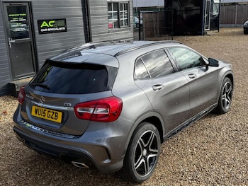 Used Mercedes-Benz GLA 2015 for sale - 76488632: Photo