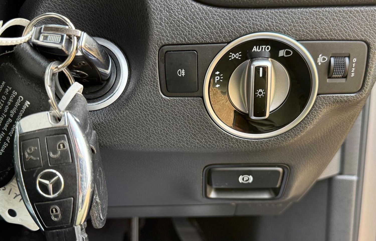 Used Mercedes-Benz GLA 2015 for sale - 76488632: Photo 44