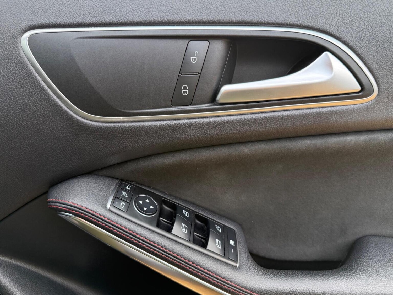 Used Mercedes-Benz GLA 2015 for sale - 76488632: Photo 48