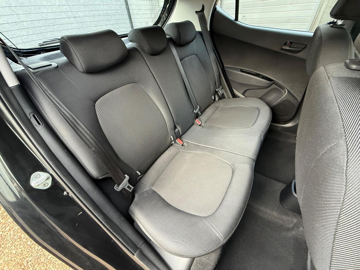 Used Hyundai i10 2017 for sale - 76286967: Photo 26