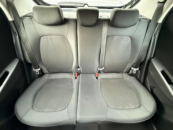 Used Hyundai i10 2017 for sale - 76286967: Photo 38