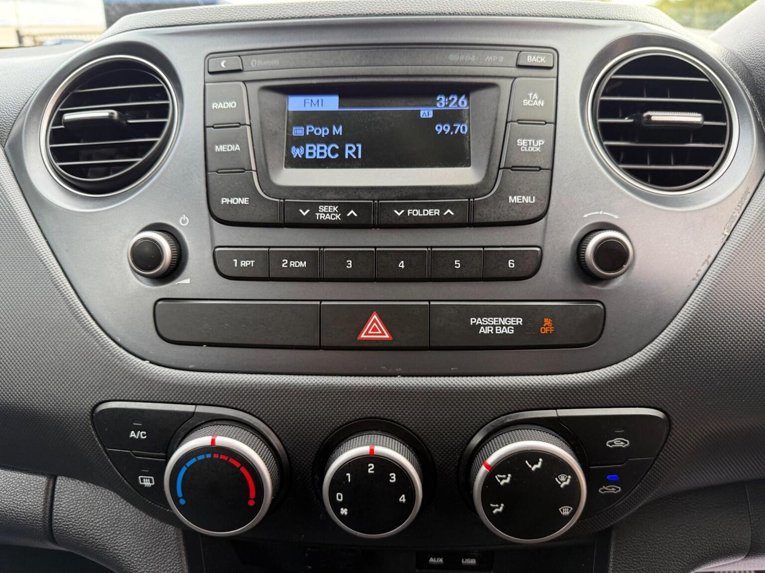 Used Hyundai i10 2017 for sale - 76286967: Photo 42