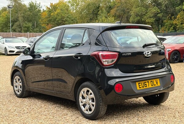 Used Hyundai i10 2017 for sale - 76286967: Photo 7