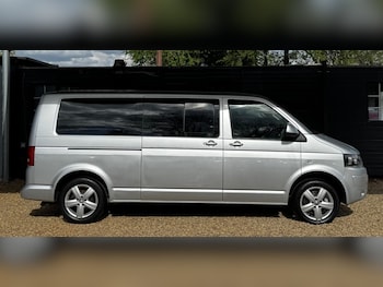 Used Volkswagen Caravelle 2014 for sale - 78316409: Photo