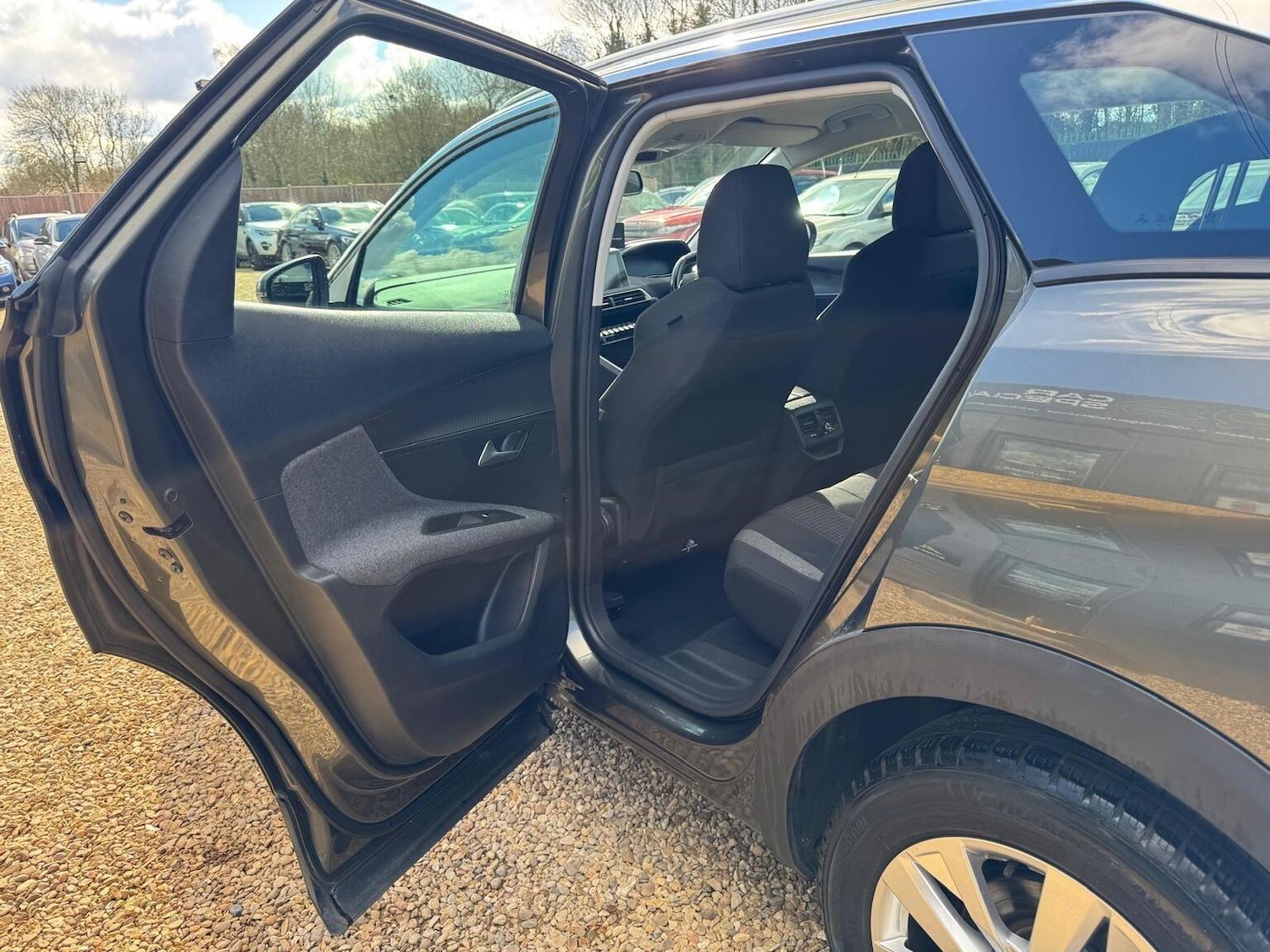 Used Peugeot 3008 2018 for sale - 77245290: Photo 35