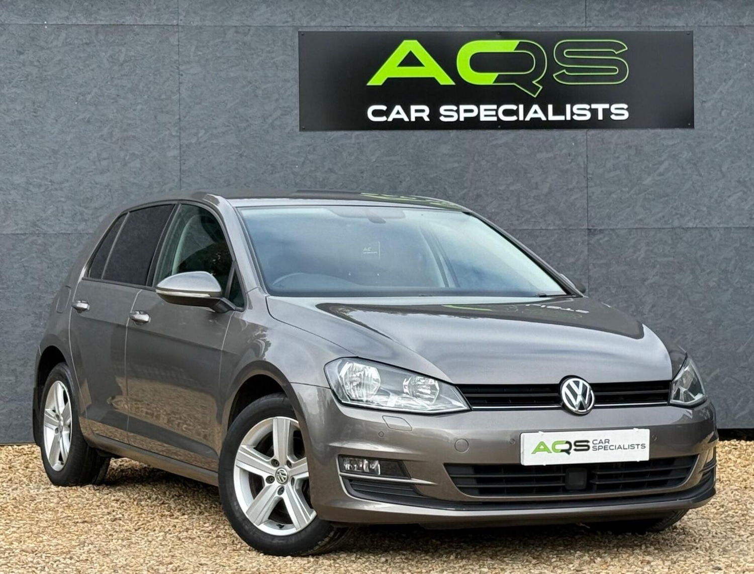 Used Volkswagen Golf 2016 for sale - 76237151: Photo 1