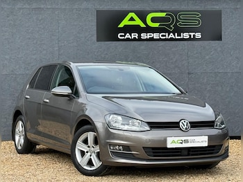 Volkswagen - Golf