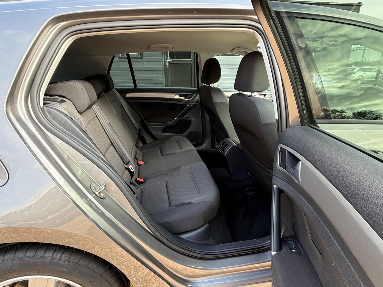 Used Volkswagen Golf 2016 for sale - 76237151: Photo 25