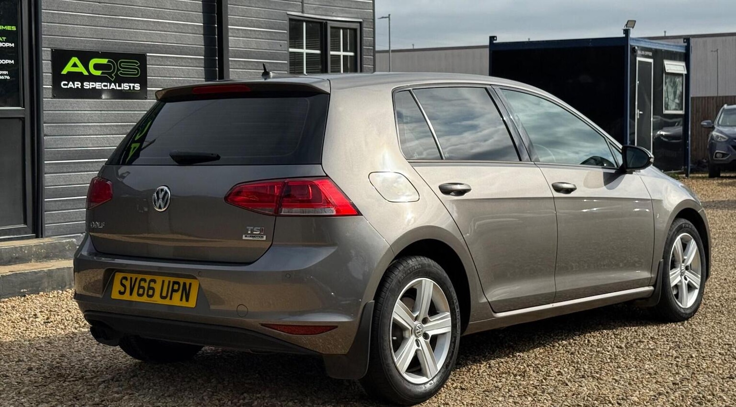 Used Volkswagen Golf 2016 for sale - 76237151: Photo 3
