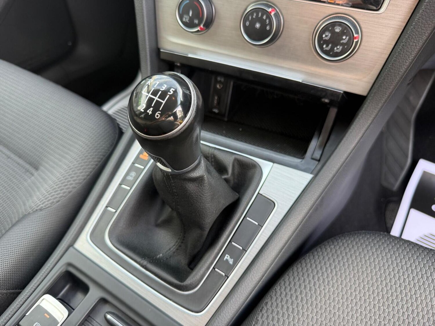 Used Volkswagen Golf 2016 for sale - 76237151: Photo 47