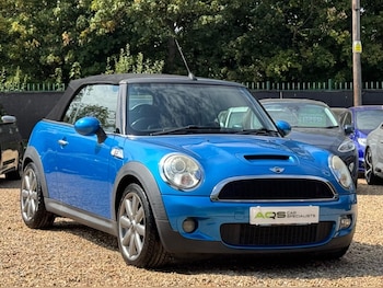 Used MINI Convertible 2010 for sale - 79557077: Photo