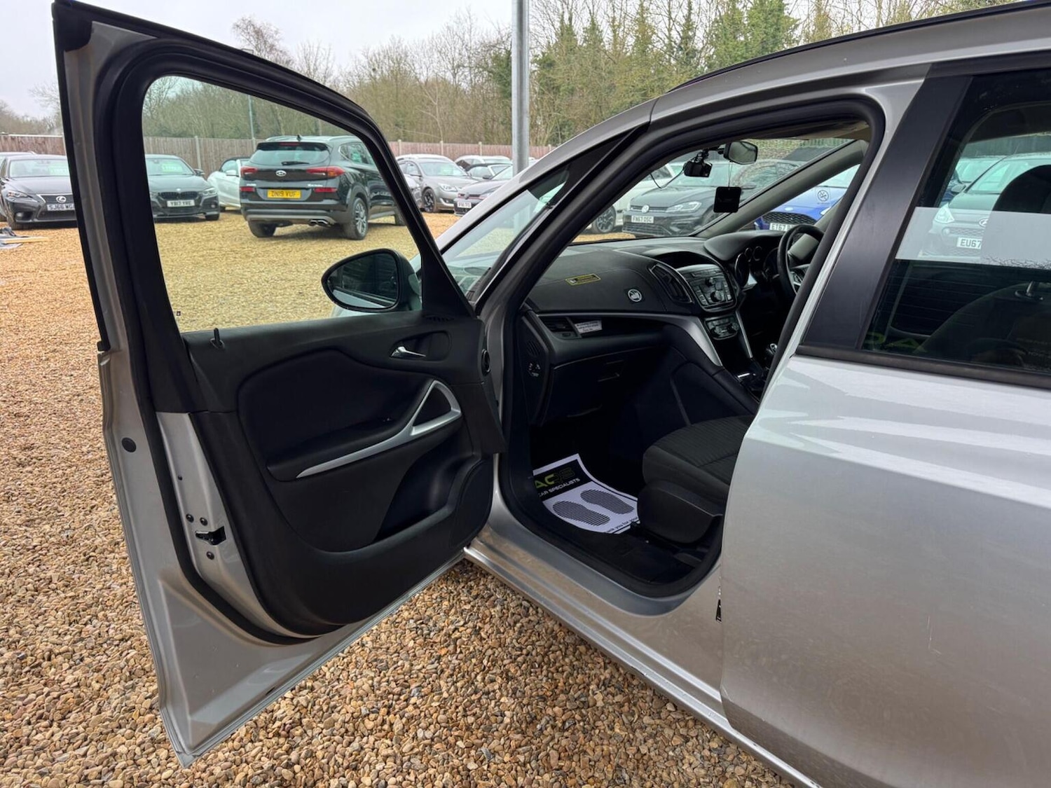 Used Vauxhall Zafira 2016 for sale - 77431376: Photo 32