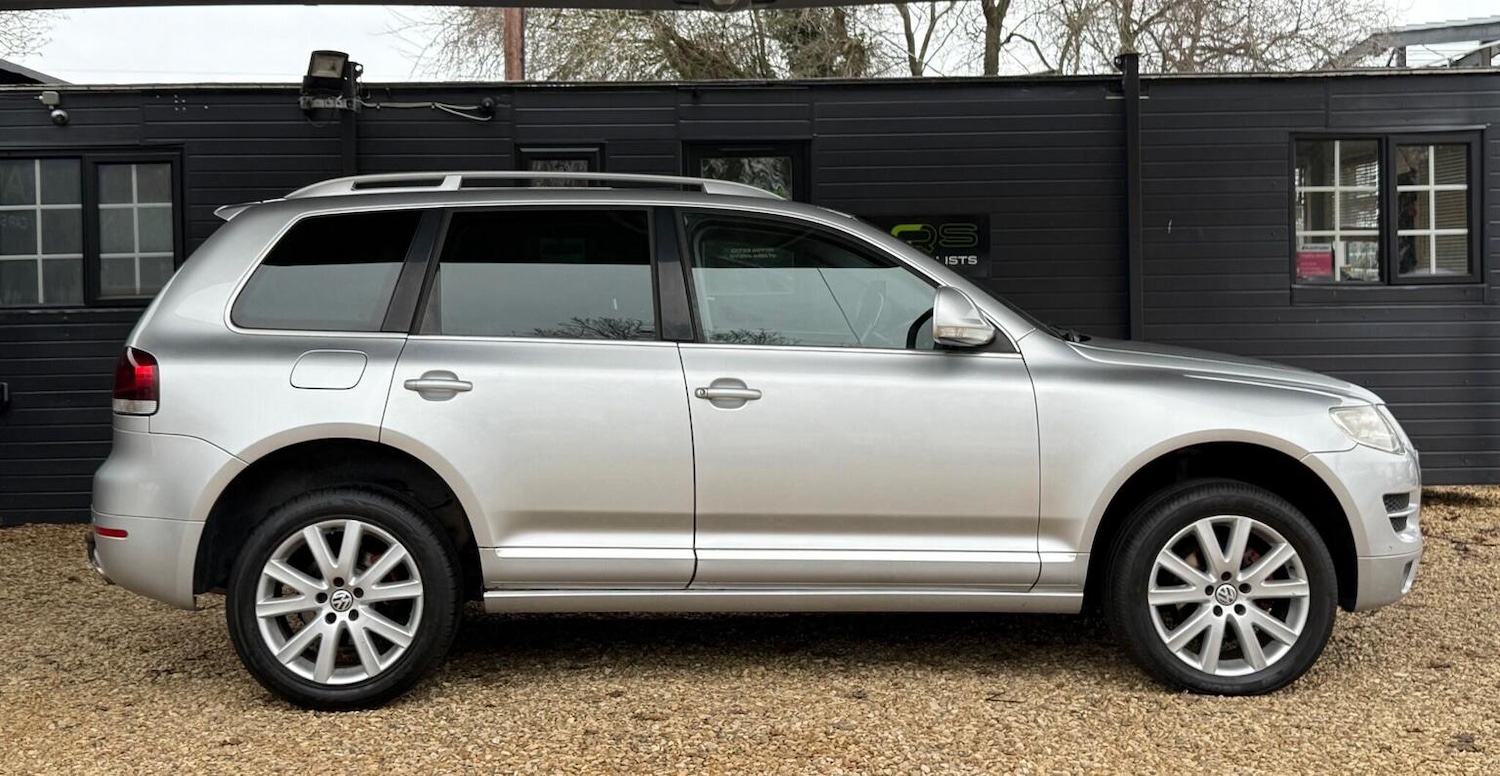 Used Volkswagen Touareg 2009 for sale - 77391945: Photo 2