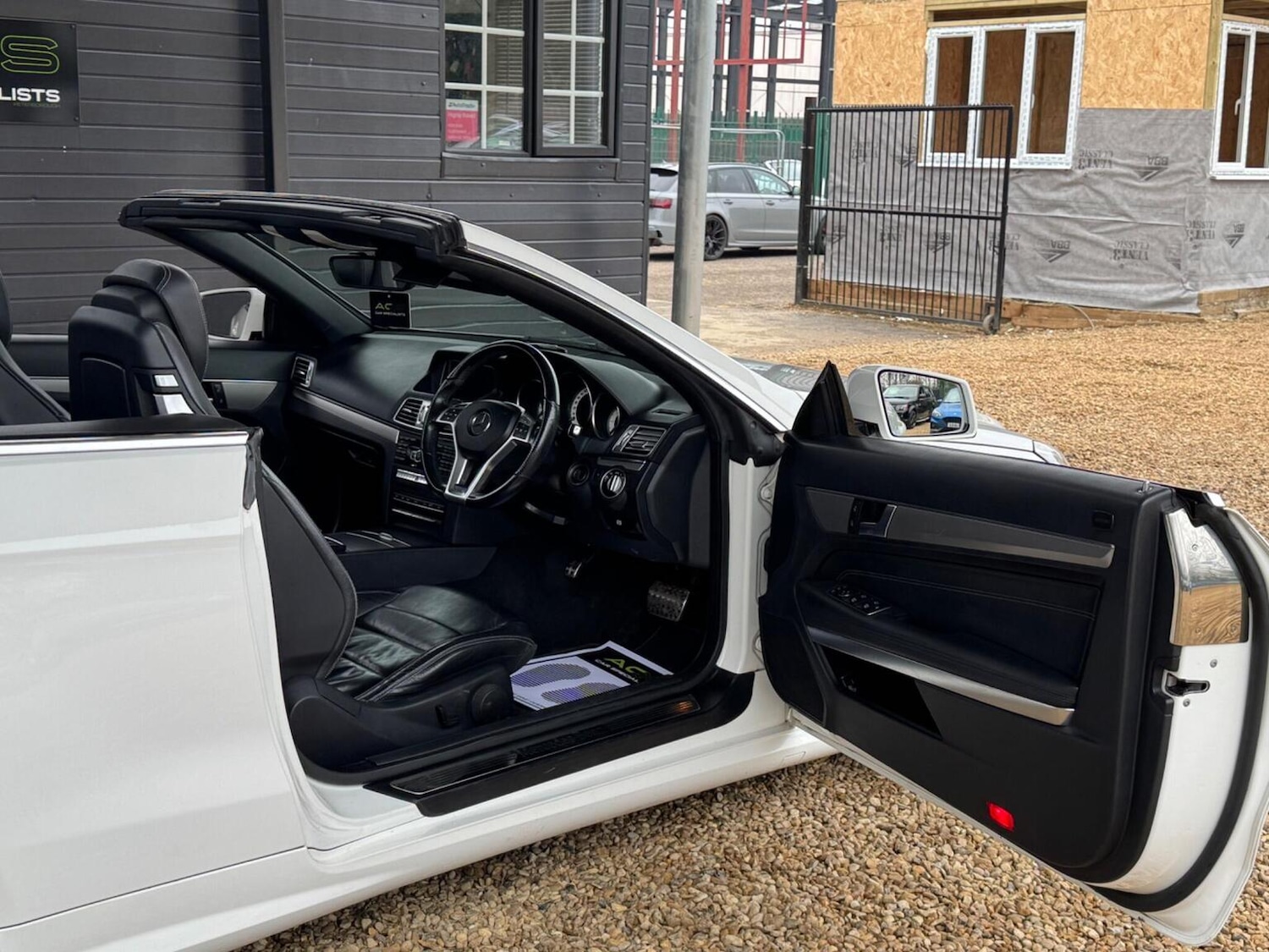 Used Mercedes-Benz E Class 2014 for sale - 77385261: Photo 18