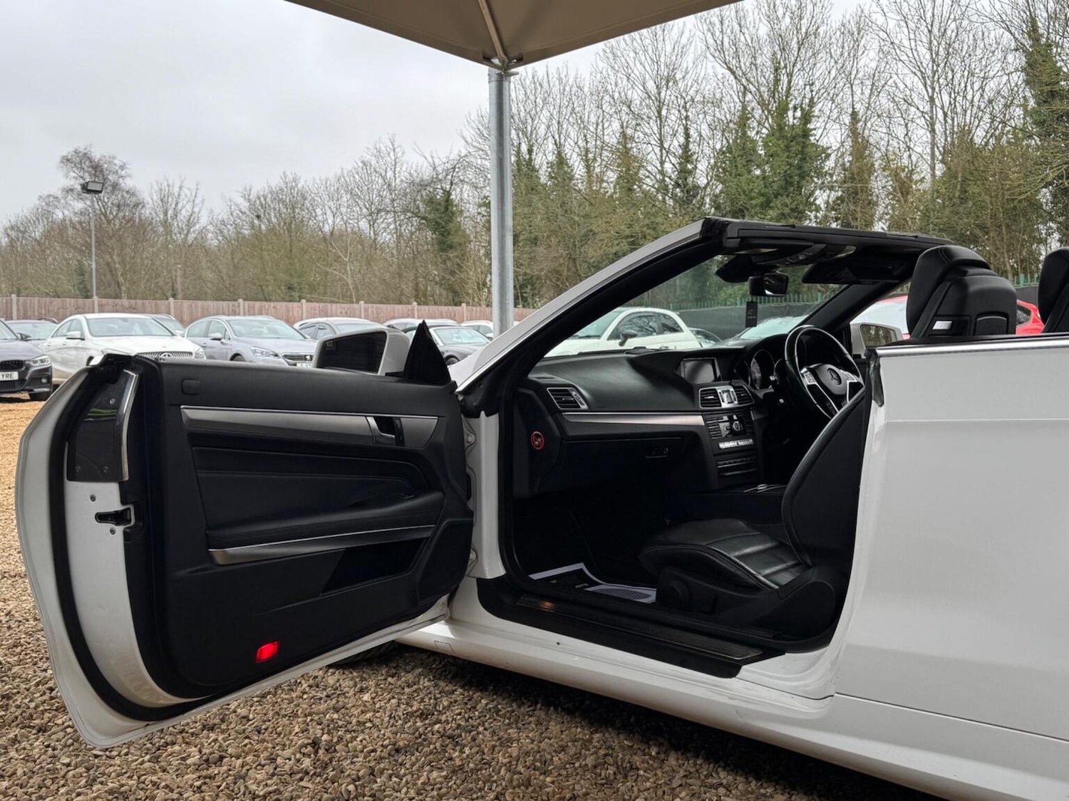 Used Mercedes-Benz E Class 2014 for sale - 77385261: Photo 25